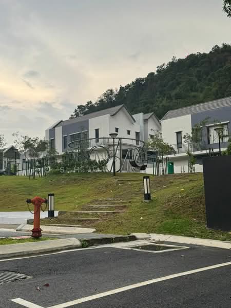 Rumah Teres 2.5 Tingkat untuk Disewa di Gombak (Selangor) - Joshua Cheah - Exterior - PropertyGuru.com.my