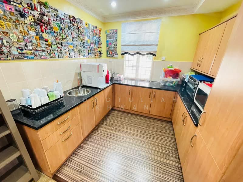 Rumah Teres 2 Tingkat untuk Dijual di TAMAN PUCHONG UTAMA (Puchong) - Gudrotullah Ikhwan - Kitchen - PropertyGuru.com.my