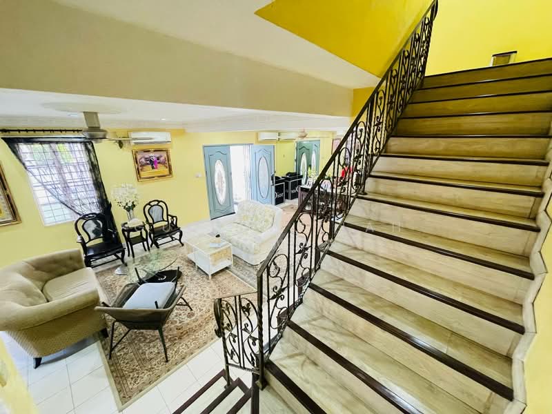 Rumah Teres 2 Tingkat untuk Dijual di TAMAN PUCHONG UTAMA (Puchong) - Gudrotullah Ikhwan - Living Room - PropertyGuru.com.my