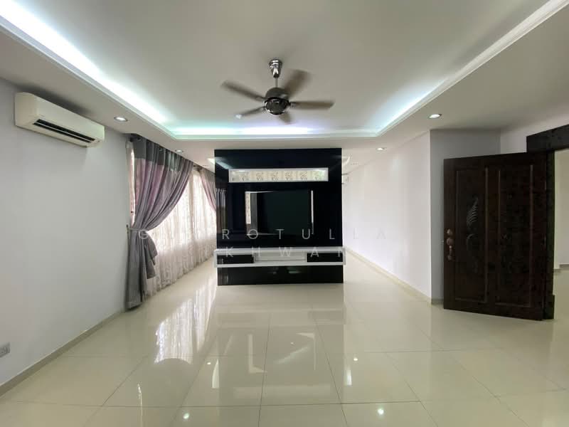 Rumah Berkembar untuk Dijual di Seksyen 5 (Bangi) - Gudrotullah Ikhwan - Living Room - PropertyGuru.com.my