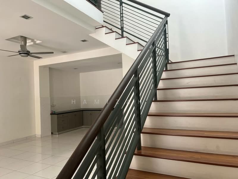 2-storey Terraced House for Sale in Denai Alam (Shah Alam) - Hamizah . - PropertyGuru.com.my