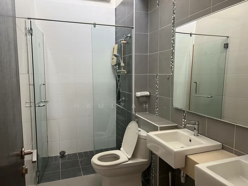 2-storey Terraced House for Sale in Denai Alam (Shah Alam) - Hamizah . - PropertyGuru.com.my