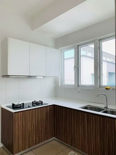 Service Residence for Sale at Seasons Amara Larkin - Yvonne Lim - Kitchen - PropertyGuru.com.my