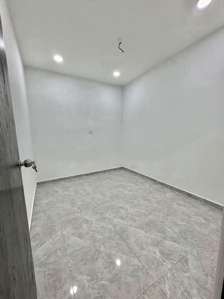 Rumah Teres untuk Dijual di Bandar Baru Permas Jaya - Ian Chen - PropertyGuru.com.my