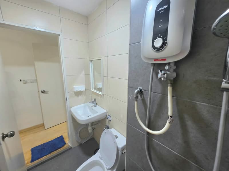 Kondominium untuk Disewa di The Holmes 1 - Kent Yu - Bathroom - PropertyGuru.com.my