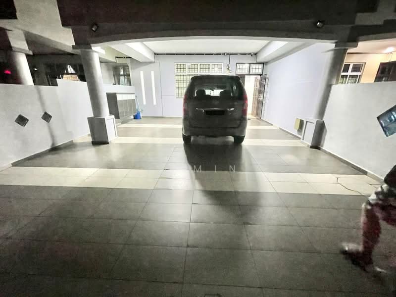 2-storey Terraced House for Rent in Taman Nusa Idaman (Iskandar Puteri (Nusajaya)) - Li Min - Car Park - PropertyGuru.com.my