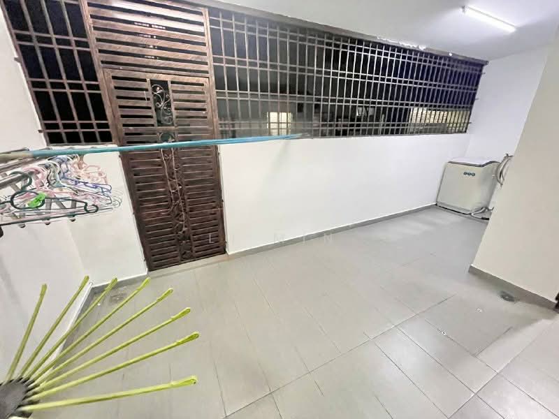 2-storey Terraced House for Rent in Taman Nusa Idaman (Iskandar Puteri (Nusajaya)) - Li Min - Balcony - PropertyGuru.com.my