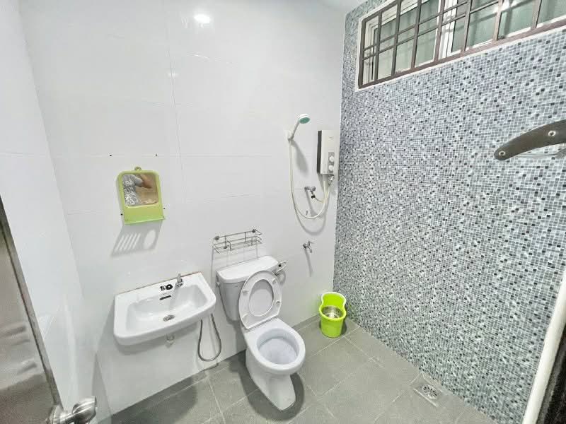 2-storey Terraced House for Rent in Taman Nusa Idaman (Iskandar Puteri (Nusajaya)) - Li Min - Bathroom - PropertyGuru.com.my