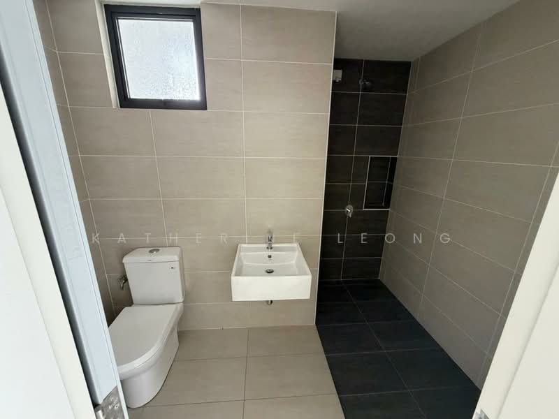 2-storey Terraced House for Sale in Rawang (Selangor) - Katherine Leong - Bathroom - PropertyGuru.com.my