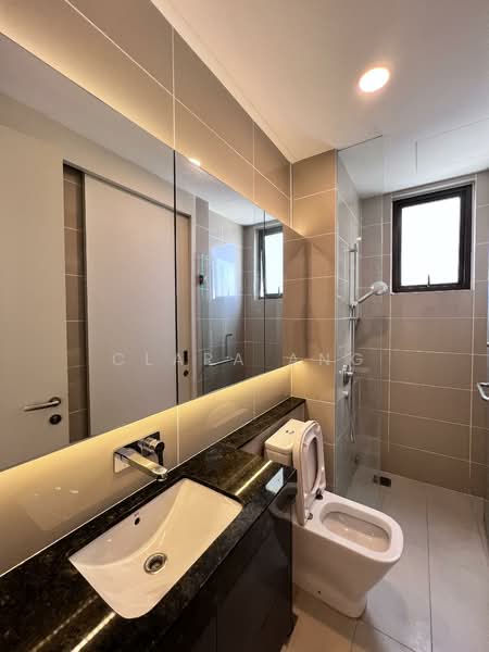 Servis Apartment untuk Disewa di The Park Sky Residence - Clara Ang - Bathroom - PropertyGuru.com.my