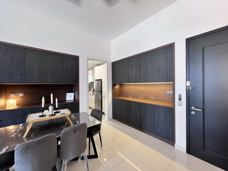 Servis Apartment untuk Disewa di The Park Sky Residence - Clara Ang - Dining Room - PropertyGuru.com.my