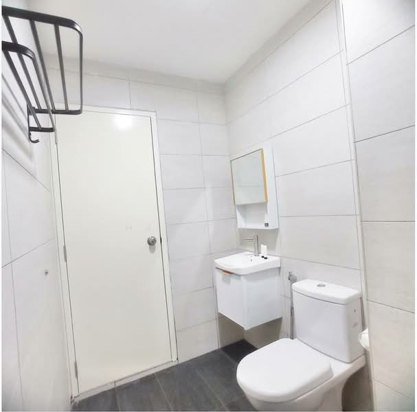 Servis Apartment untuk Disewa di Residensi Rimbun @ Canopy Hills - Hamizah . - Bathroom - PropertyGuru.com.my