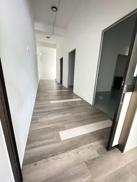 Shop / Office for Rent in Kuala Ketil Commercial Centre (Kuala Ketil) - Wong Chun Yian - Corridor - PropertyGuru.com.my