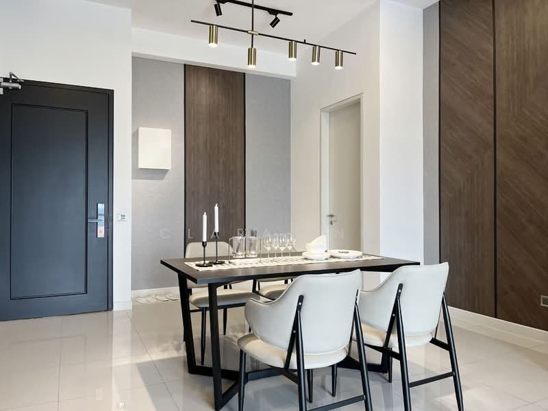 Servis Apartment untuk Disewa di The Park Sky Residence - Clara Ang - Dining Room - PropertyGuru.com.my