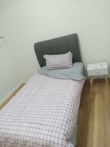 Kondominium untuk Disewa di Bennington Residences @ SkyArena - Joshua Cheah - Bedroom - PropertyGuru.com.my