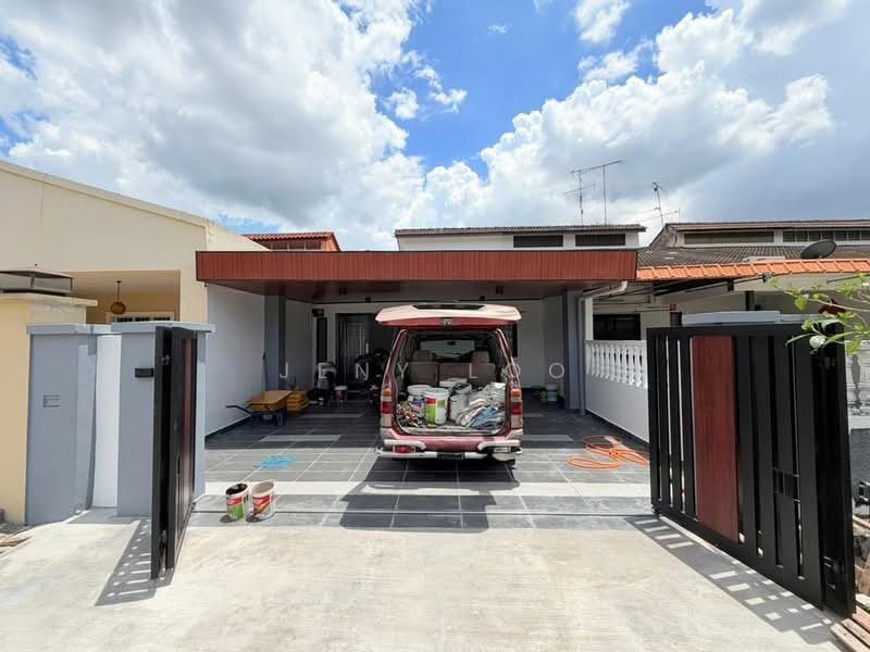 Rumah Teres 1 Tingkat untuk Dijual di Johor Bahru (Johor) - Jeny Loo - Exterior - PropertyGuru.com.my