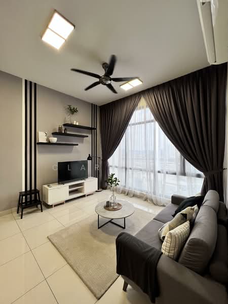 Servis Apartment untuk Disewa di The Park 2 - Clara Ang - Living Room - PropertyGuru.com.my