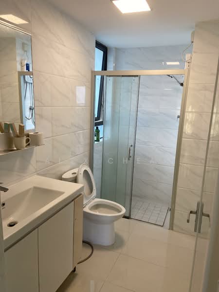 Apartment for Rent at Starview Bay @ Forest City - Alex Cheah - Bathroom - PropertyGuru.com.my