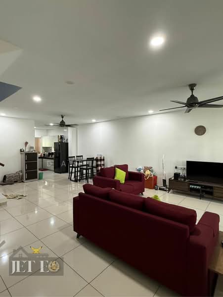 Rumah Teres 2 Tingkat untuk Dijual di Taman Seri Jarom (Jenjarom) - Daniel Kok - Living Room - PropertyGuru.com.my