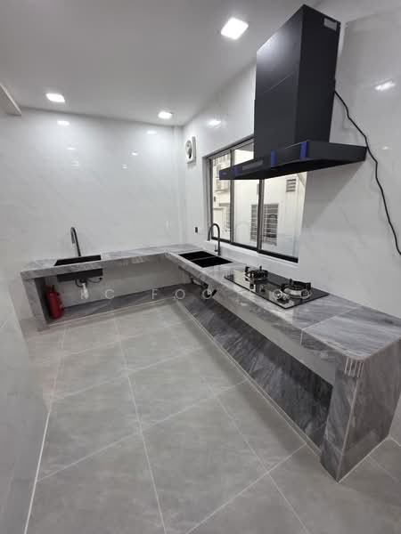 Rumah Teres 2 Tingkat untuk Disewa di Bandar Sri Damansara (Selangor) - KC Foo Foo - Kitchen - PropertyGuru.com.my
