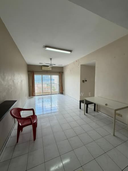 Kondominium untuk Dijual di Menara Menjalara - Ryan Swe - Living Room - PropertyGuru.com.my