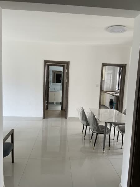 Pangsapuri untuk Disewa di Starview Bay @ Forest City - Alex Cheah - Dining Room - PropertyGuru.com.my
