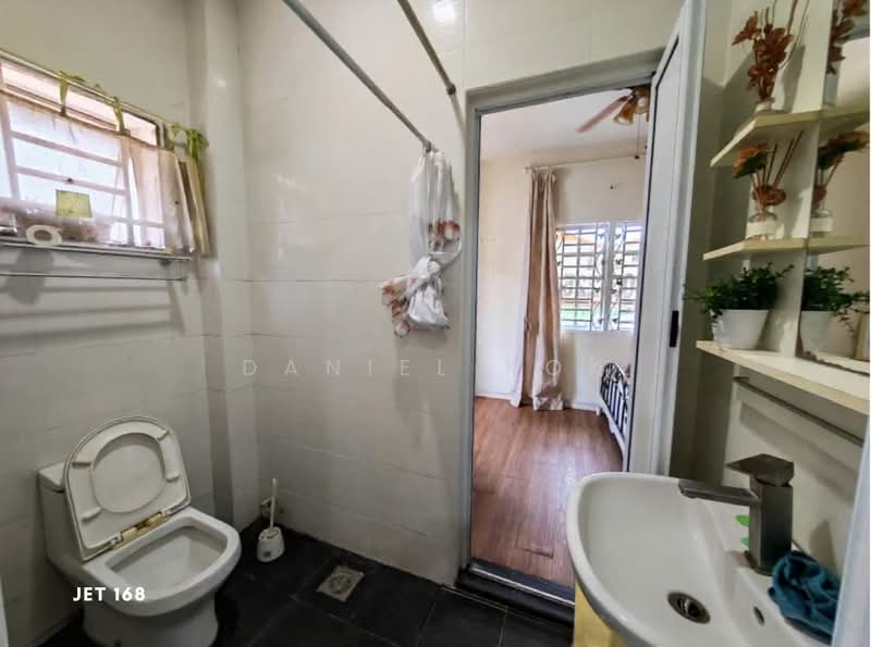 2-storey Terraced House for Sale in Seksyen 32, Kemuning Green Ville (Shah Alam) - Daniel Kok - Bathroom - PropertyGuru.com.my