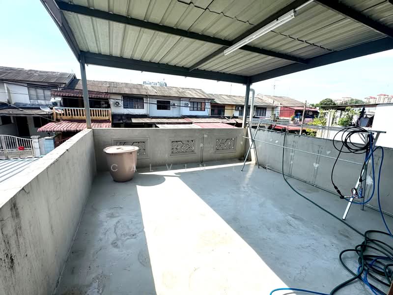 Rumah Teres 2 Tingkat untuk Dijual di Taman Johor Jaya (Johor Bahru) - Calvin Lee - PropertyGuru.com.my