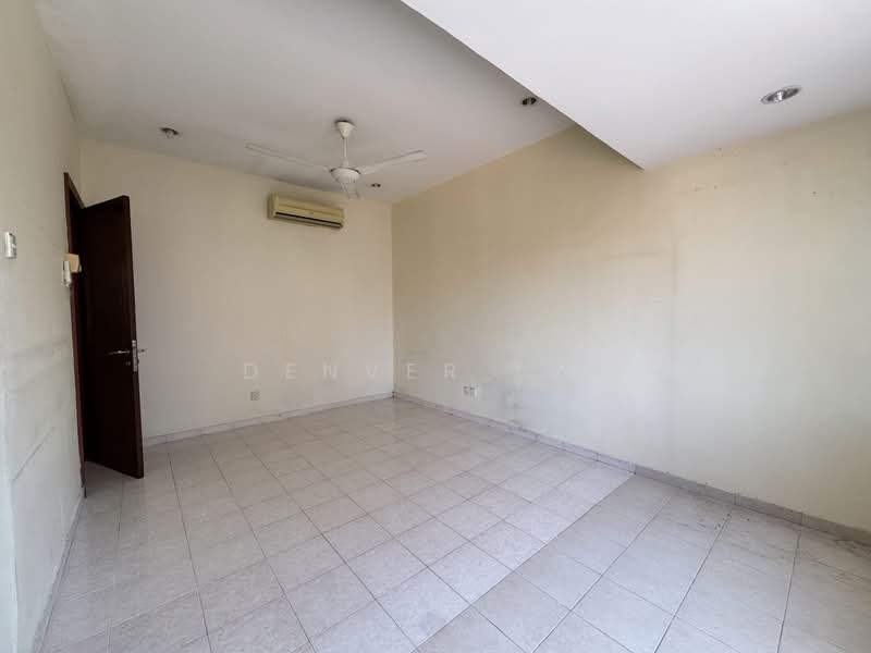 Rumah Berkembar untuk Dijual di Jalan Klang Lama (Old Klang Road) (Kuala Lumpur) - Denver Sin - PropertyGuru.com.my