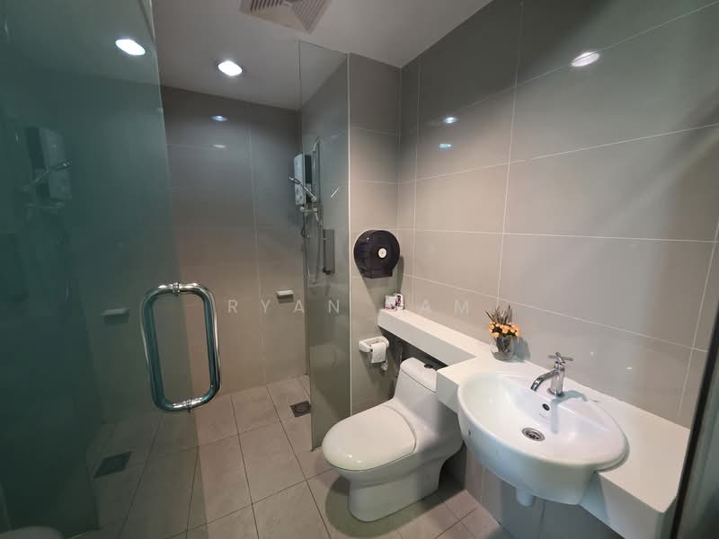 Servis Apartment untuk Disewa di The Scott Garden SOHO - Ryan Fam - Bathroom - PropertyGuru.com.my