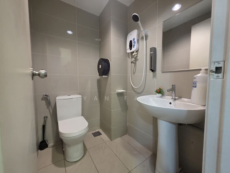Servis Apartment untuk Disewa di The Scott Garden SOHO - Ryan Fam - Bathroom - PropertyGuru.com.my