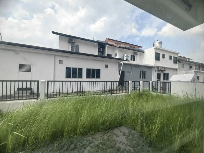 2-storey Terraced House for Sale in Kota Bayuemas (Klang) - Daniel Kok - Exterior - PropertyGuru.com.my