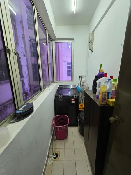 Apartment for Sale at Villa Bestari Apartment - Edwin Dass - Kitchen - PropertyGuru.com.my