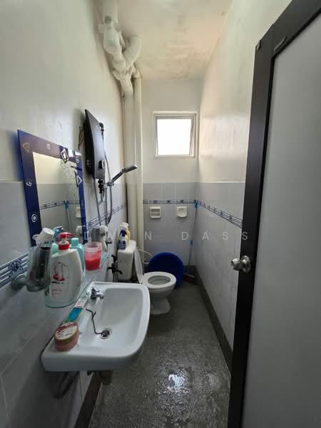 Apartment for Sale at Villa Bestari Apartment - Edwin Dass - Bathroom - PropertyGuru.com.my