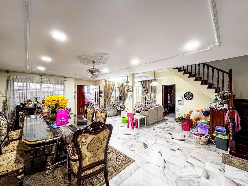 2-storey Terraced House for Sale in Ampang (Selangor) - Muhd Khairulnawawi Kamaruddin - Living Room - PropertyGuru.com.my