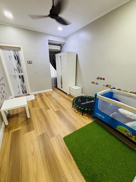 Rumah Teres 2.5 Tingkat untuk Disewa di Bukit Jelutong (Shah Alam) - Fuad Ali - Bedroom - PropertyGuru.com.my