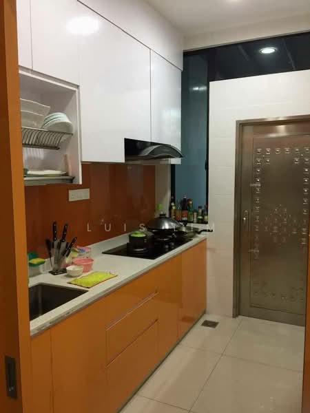 Cluster House for Sale in Taman Mount Austin (Tebrau) - Luis Lim - Kitchen - PropertyGuru.com.my