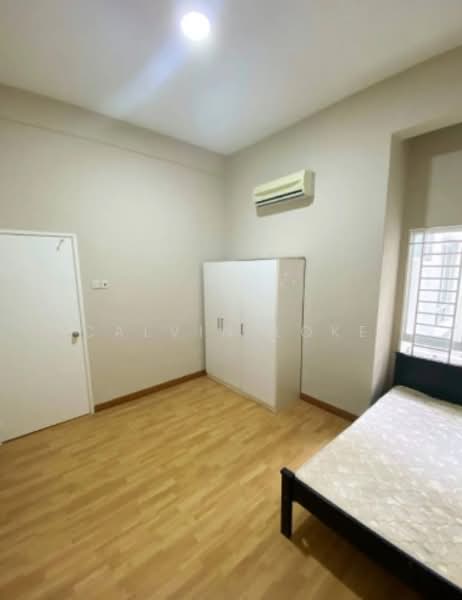 Kondominium untuk Dijual di Cova Suites - Calvin Loke - Bedroom - PropertyGuru.com.my