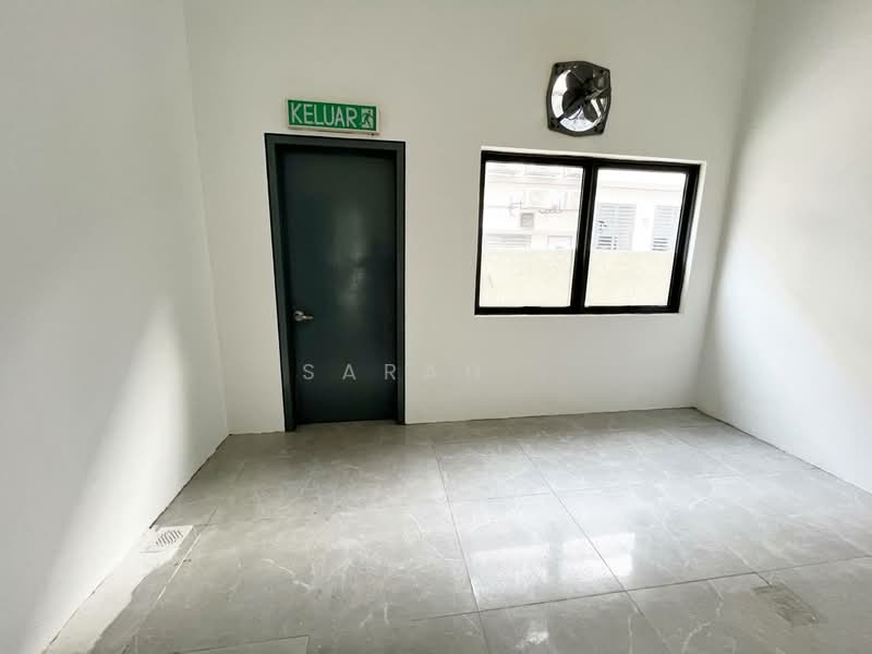 Rumah Niaga untuk Disewa di Shah Alam (Selangor) - Sarah . - PropertyGuru.com.my