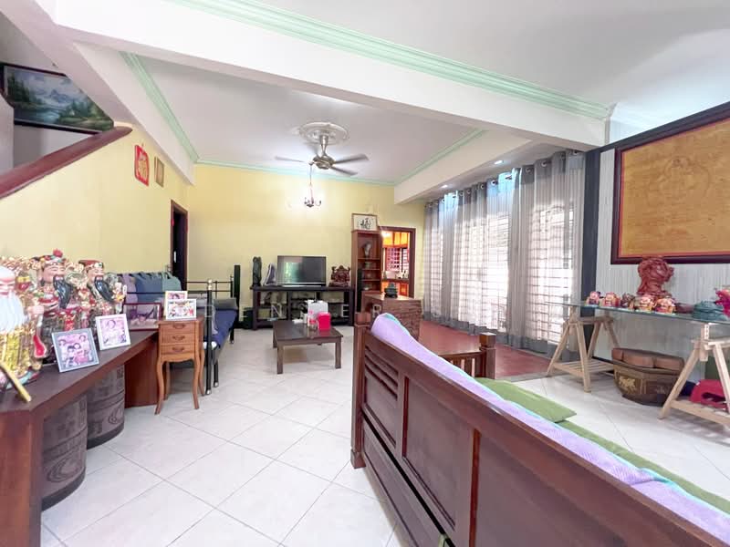 Semi-Detached House for Sale in Alam Damai (Cheras) - Denver Sin - Living Room - PropertyGuru.com.my