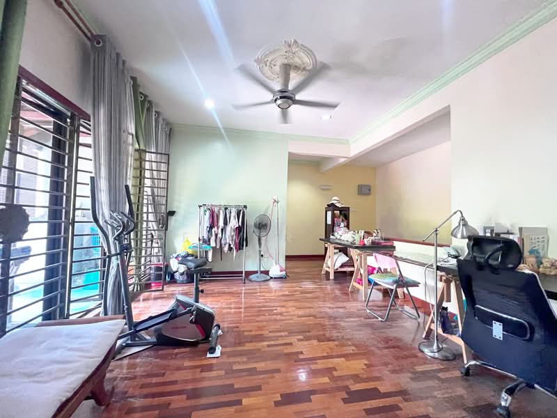 Semi-Detached House for Sale in Alam Damai (Cheras) - Denver Sin - Living Room - PropertyGuru.com.my