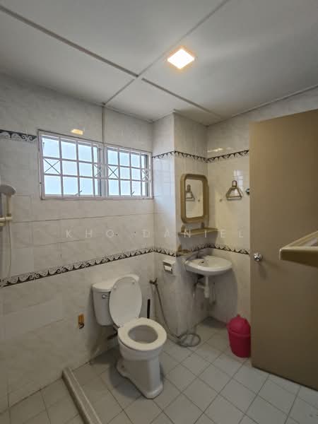 2-storey Terraced House for Sale in Kota Kemuning (Shah Alam) - Kho Daniel - Bathroom - PropertyGuru.com.my