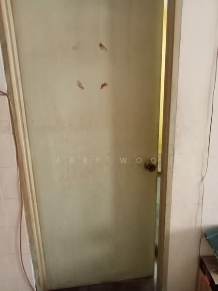 Rumah Flat untuk Dijual di Flat PKNS Section 7 - Abby Woo - PropertyGuru.com.my