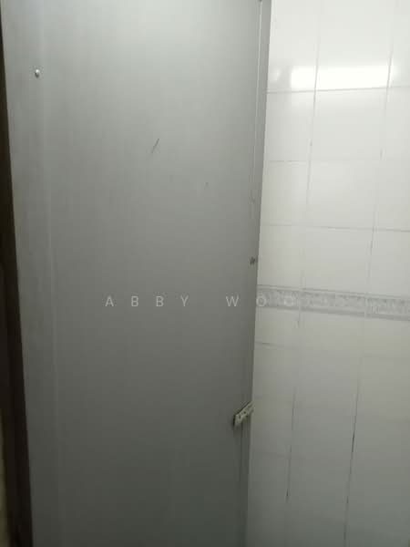 Rumah Flat untuk Dijual di Flat PKNS Section 7 - Abby Woo - PropertyGuru.com.my