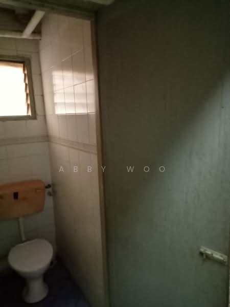 Rumah Flat untuk Dijual di Flat PKNS Section 7 - Abby Woo - PropertyGuru.com.my