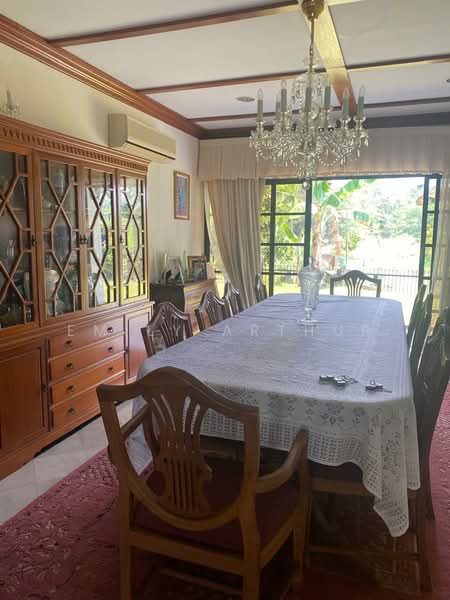 Bungalow for Sale in Shah Alam (Selangor) - Emily Arthur - Dining Room - PropertyGuru.com.my