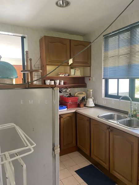 Bungalow for Sale in Shah Alam (Selangor) - Emily Arthur - Kitchen - PropertyGuru.com.my