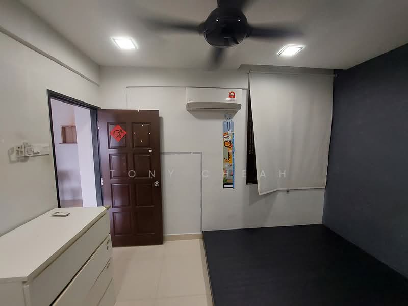 Apartment for Sale at Asia Heights - Tony Cheah - Bedroom - PropertyGuru.com.my