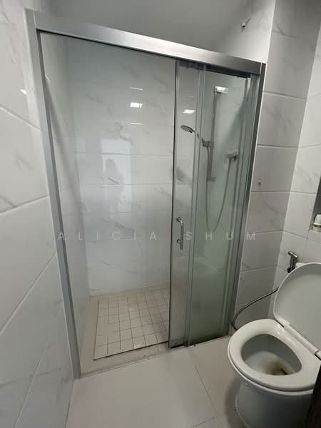 Kondominium untuk Disewa di Ataraxia Park @ Forest City - Alicia Shum - Bathroom - PropertyGuru.com.my