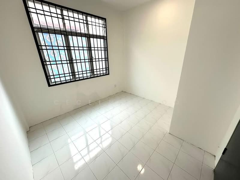 Rumah Teres 2 Tingkat untuk Disewa di Taman Putri Kulai (Kulai) - Cecelia Choo - Interior - PropertyGuru.com.my